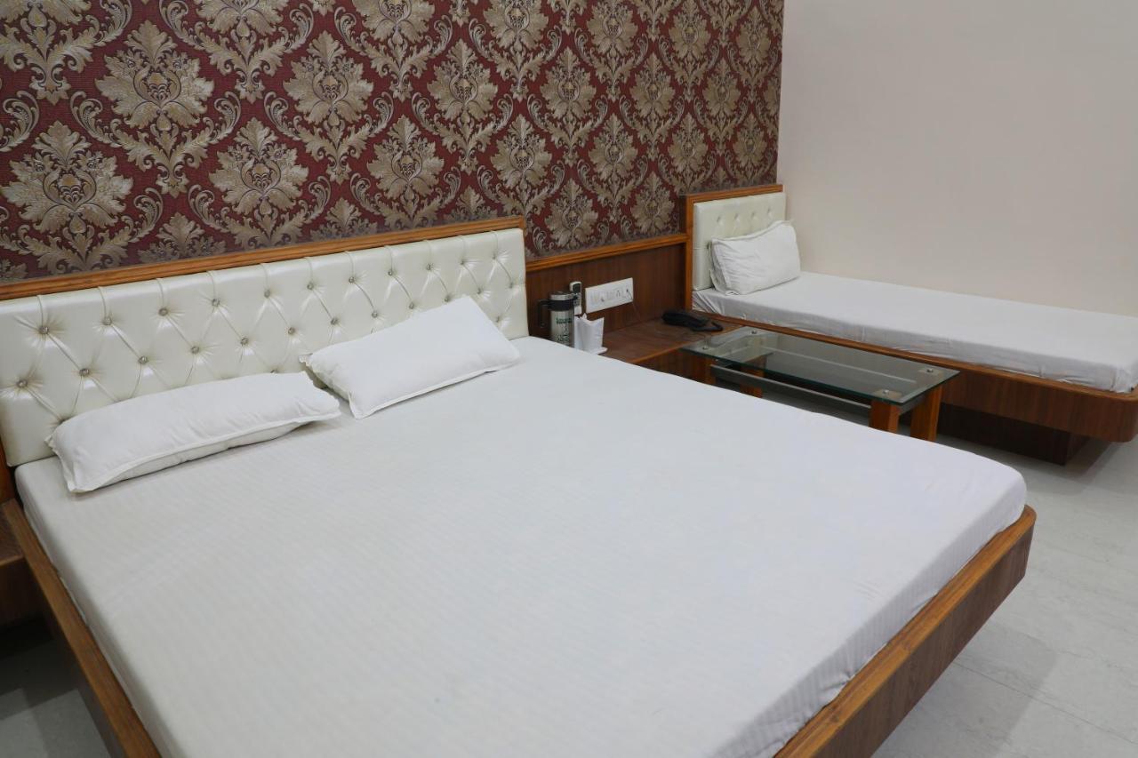 Hotel Panigrahan Біканер Екстер'єр фото