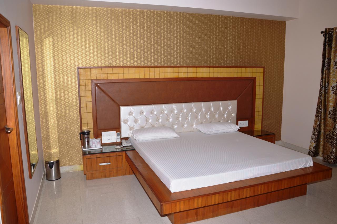 Hotel Panigrahan Біканер Екстер'єр фото